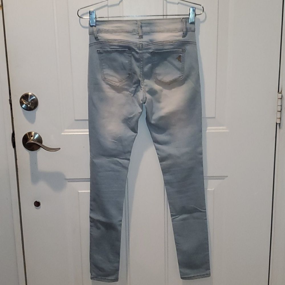 VIP Stretch Jeans 1/2 - Picture 2 of 9